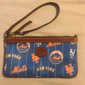 Dooney & Bourke Mets Wristlet